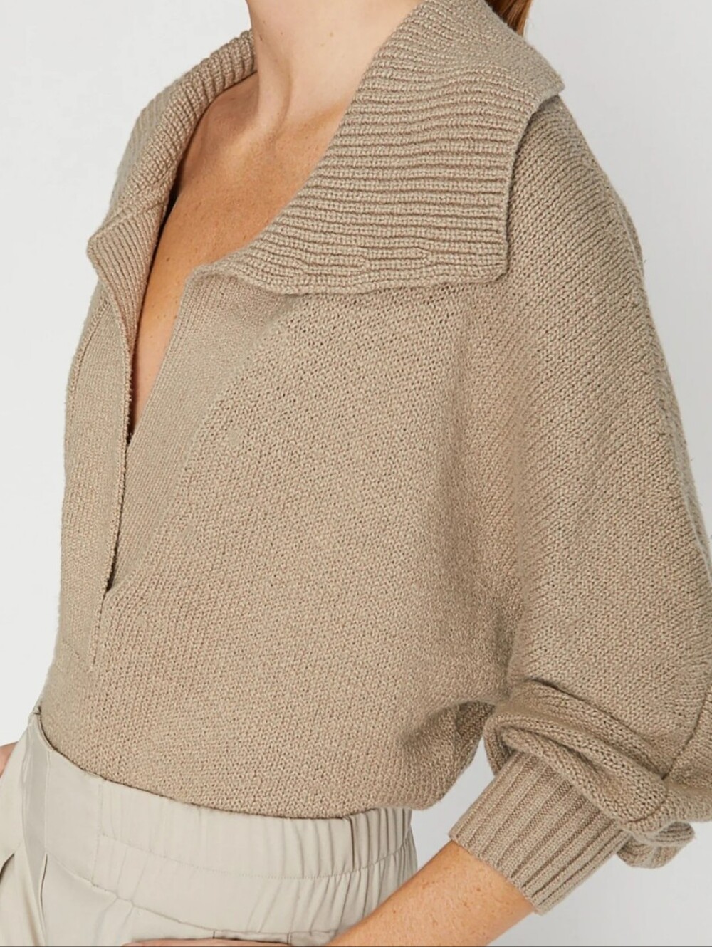 $398 Brochu Walker Marlowe Cropped Henley In Taupe Small